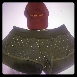 LULULEMON SHORTS PRACTICALLY NEW